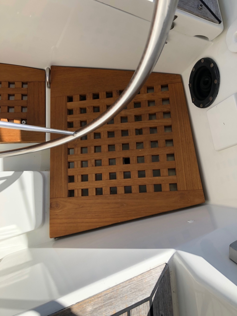 Teak cockpit grates